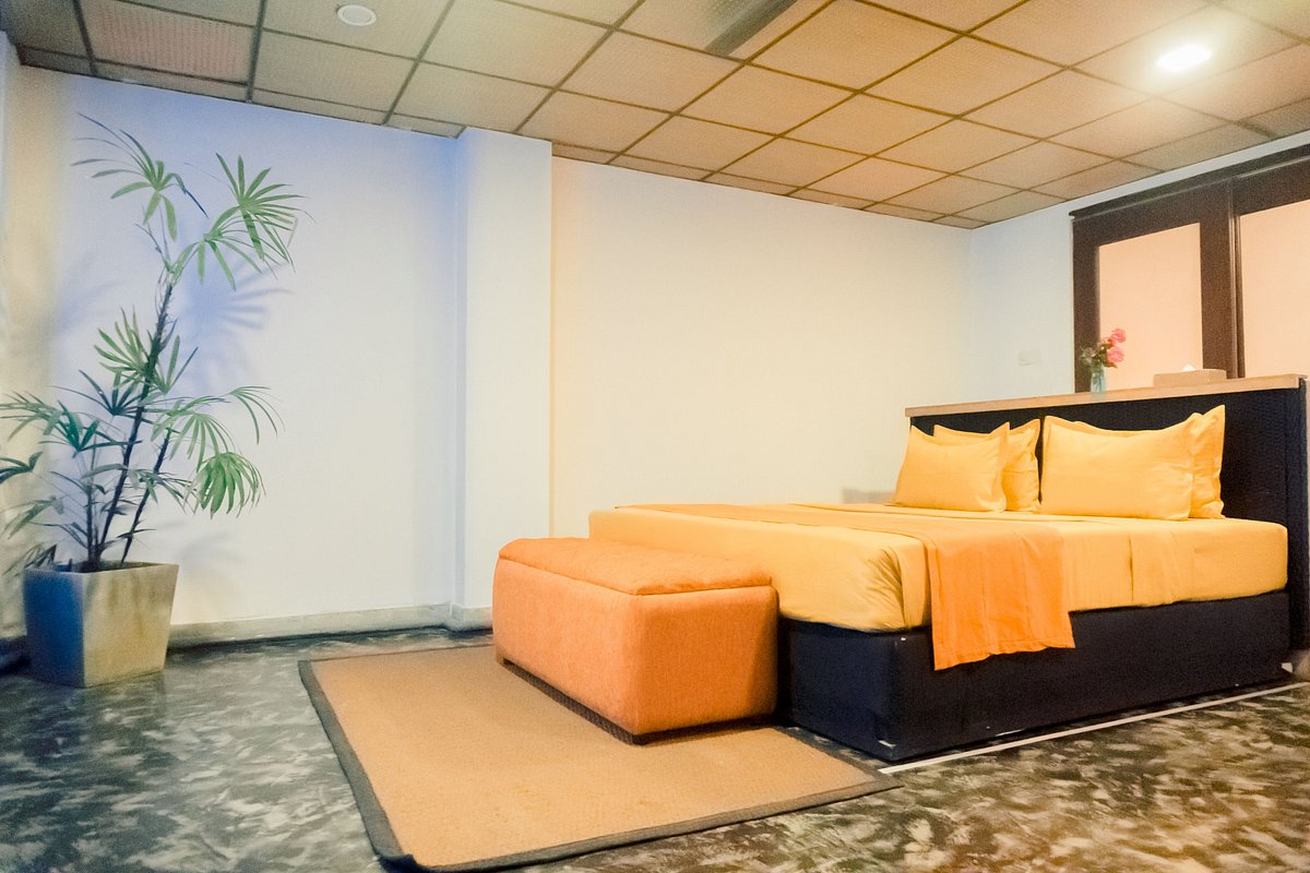 Lavanga Beach Hotel